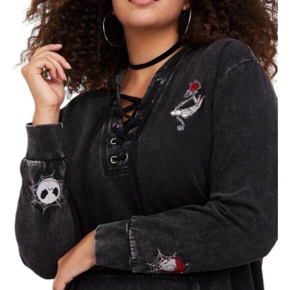 Disney 3X Nightmare Before Christmas Black Lace-Up Sweatshirt Torrid Halloween - Picture 1 of 10